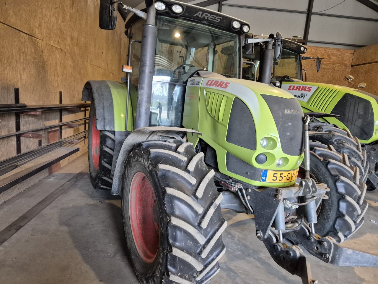 Claas Ares 557