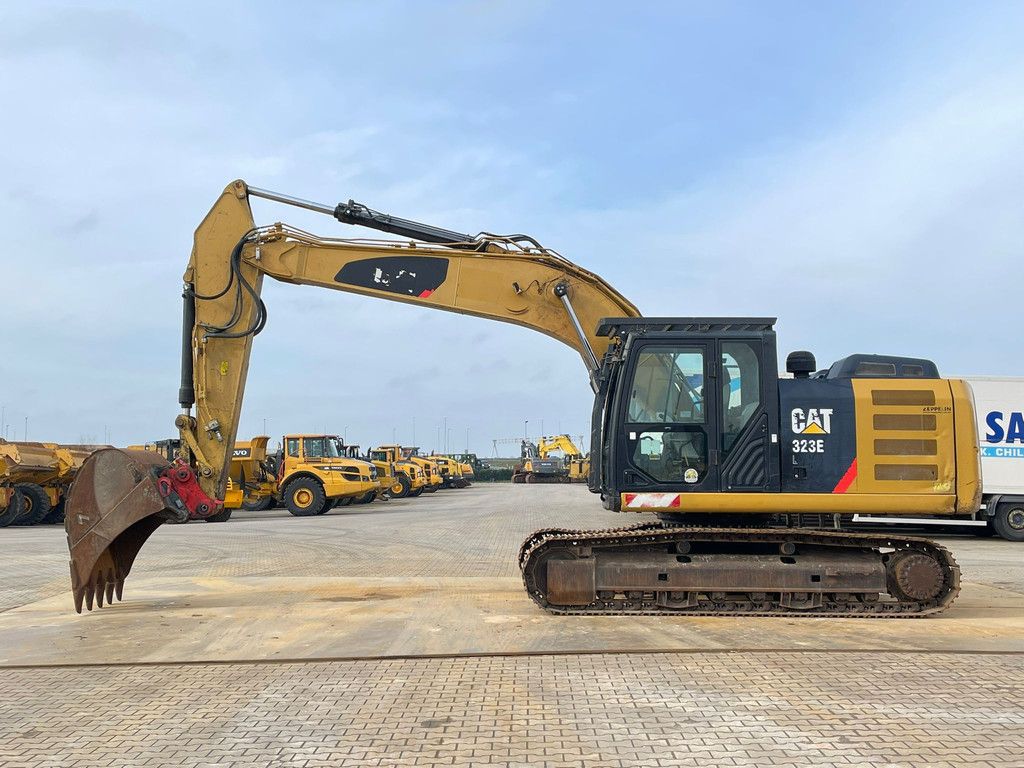 Caterpillar 323EL