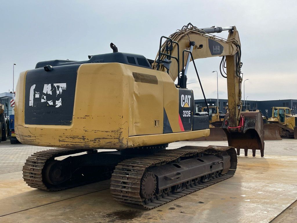 Caterpillar 323EL