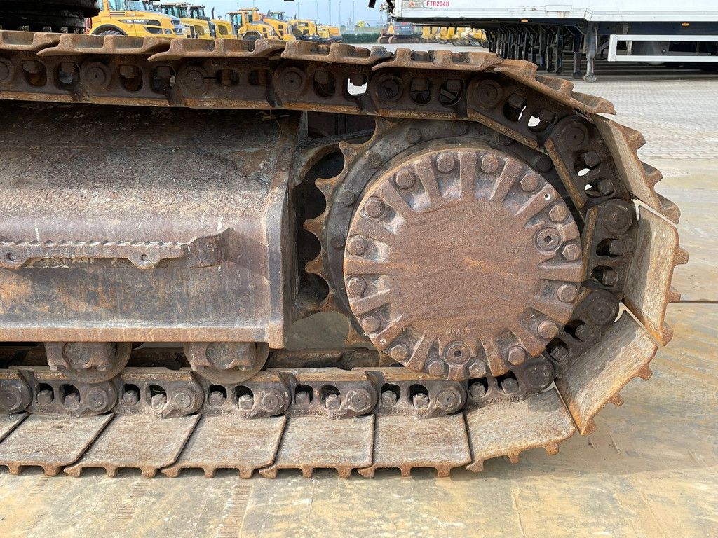 Caterpillar 323EL