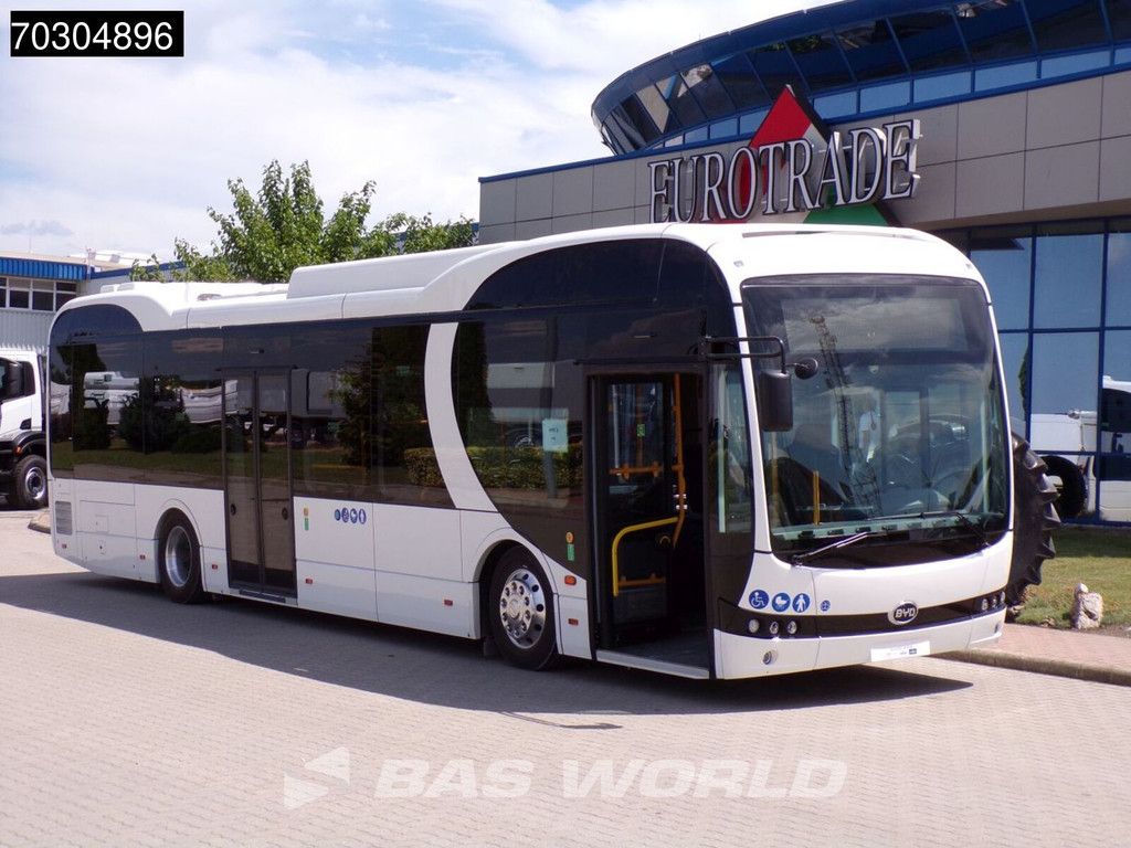 BYD K9UB-DW Citybus 4X2 100% Electric 300kw 76 People City Bus