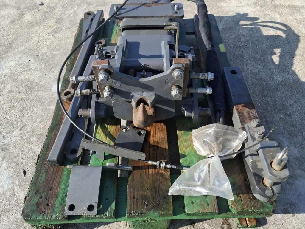 Massey Ferguson OPPIKHAAK 7600-SERIE DYNA-VT