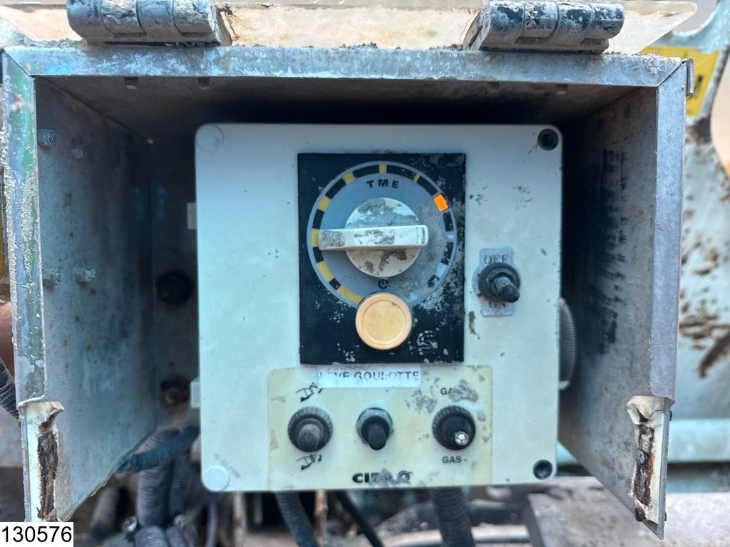 Scania P 380 EURO 4, Cifa 9m3, Steel suspension, Manual