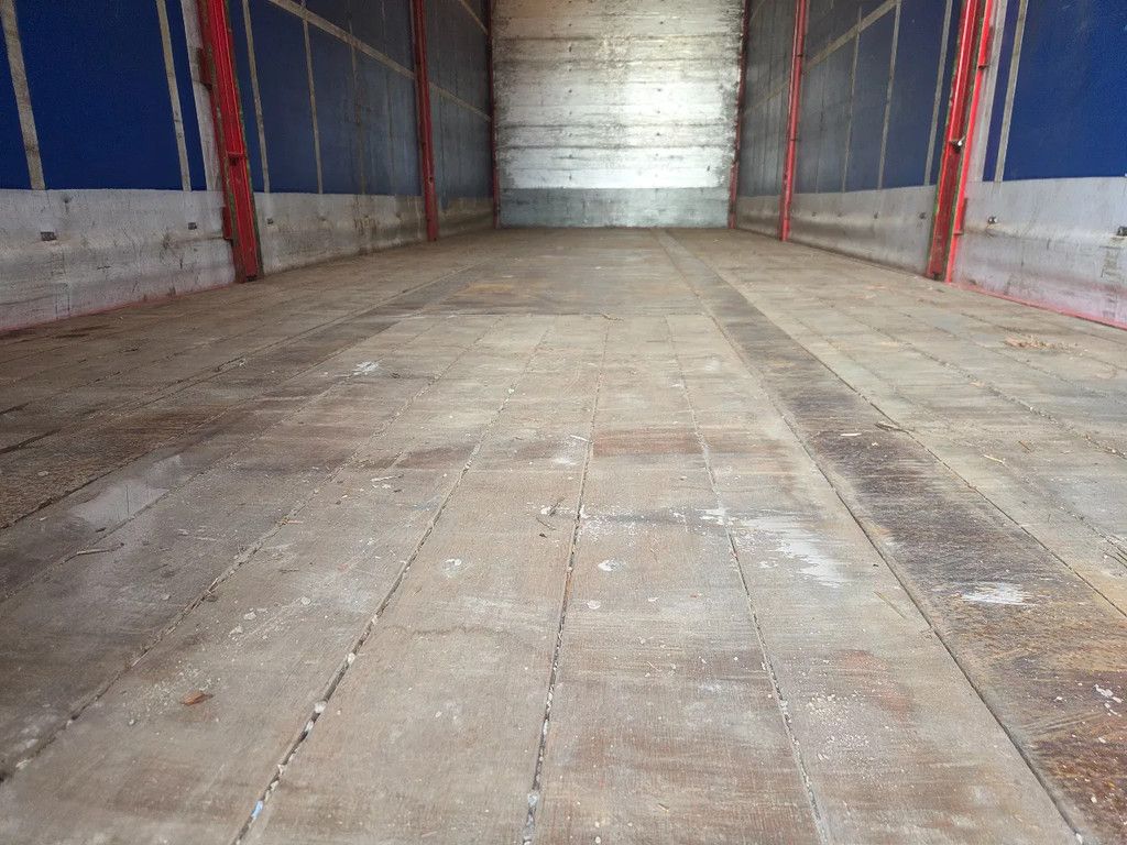 ORBONS 3 as schuifzeilen, deuren achter 850 baklengte 272 insteek, liftas, kooiaap aansluit.BPW trommelremmen