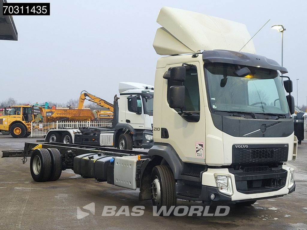 Volvo FL 210 4X2 12 tons chassis rear air suspension Airco Automatic Euro 6