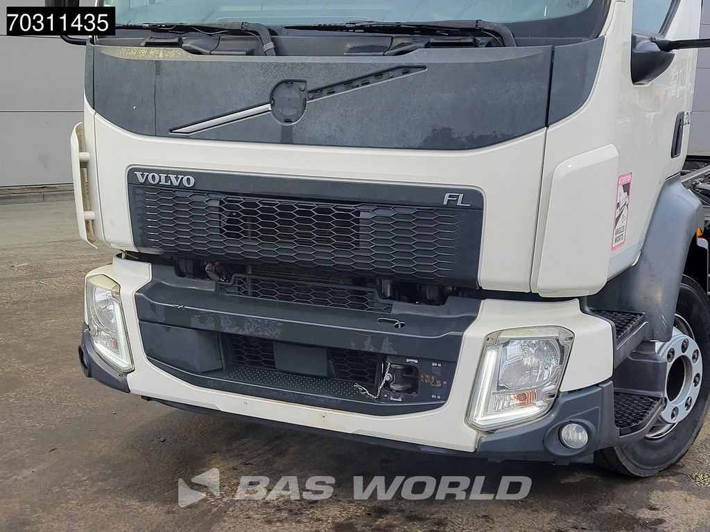 Volvo FL 210 4X2 12 tons chassis rear air suspension Airco Automatic Euro 6