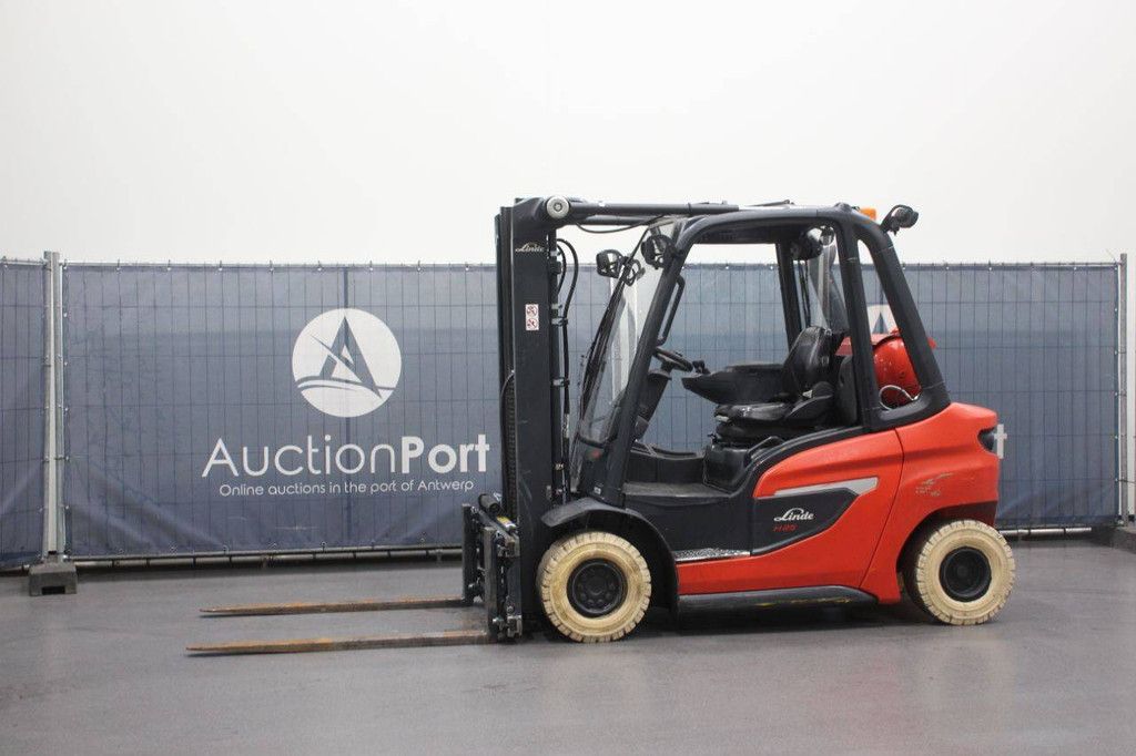 Gabelstapler Linde H25T-01 LPG 2500kg 6,8m 2020