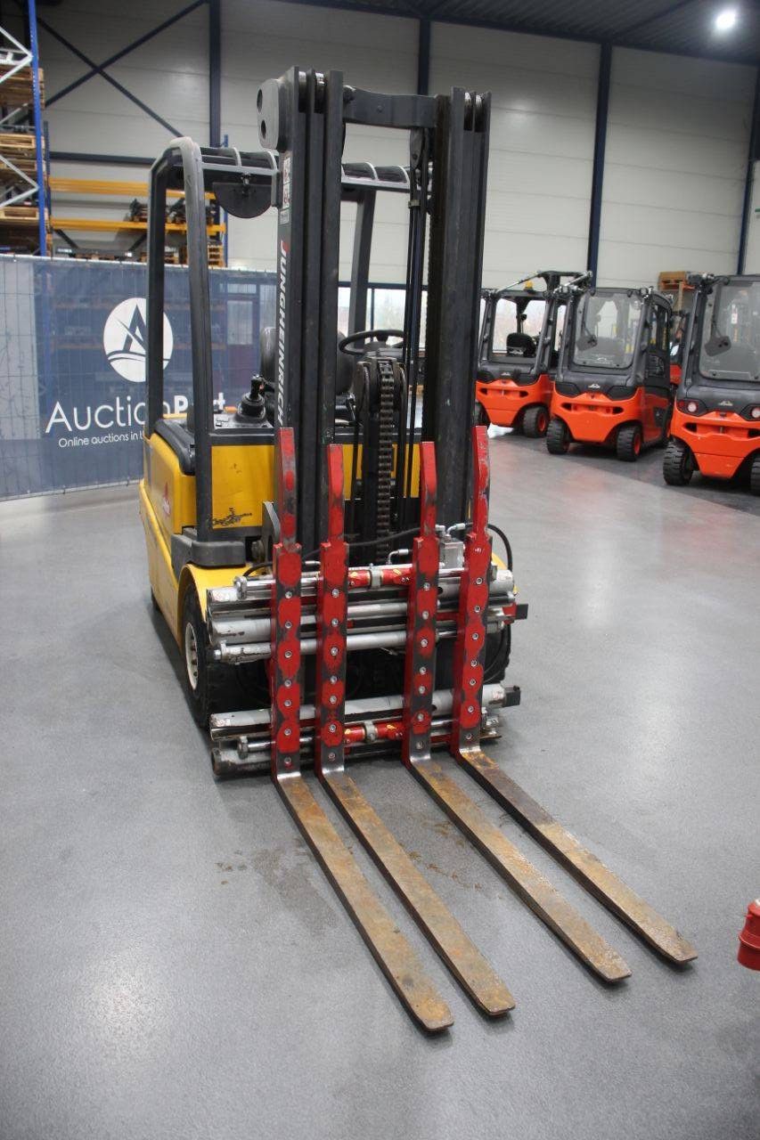 Gabelstapler Jungheinrich EFG-Vac25 Elektro 2500 kg 5,0 m 2003