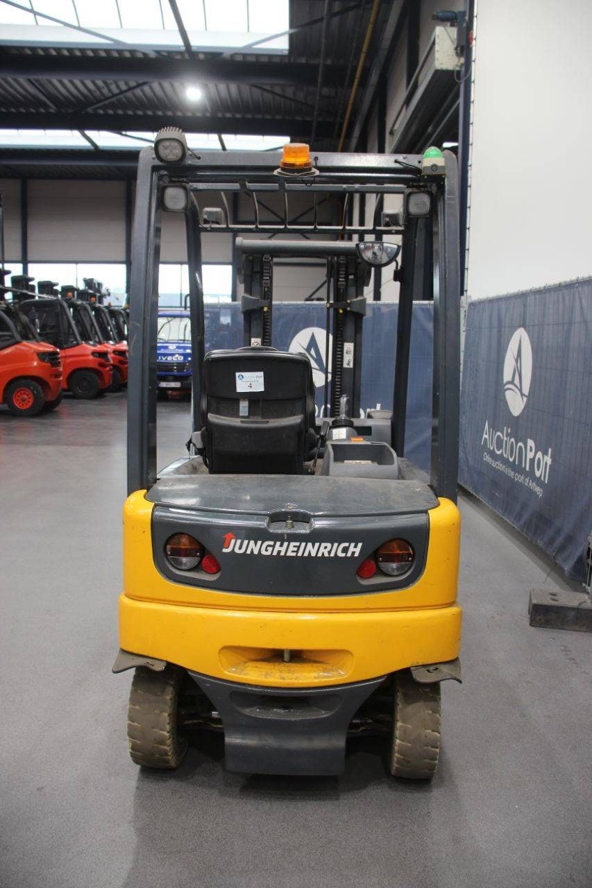 Heftruck Jungheinrich EFG-Vac 25 Elektrisch 2400kg 4.4m 2003