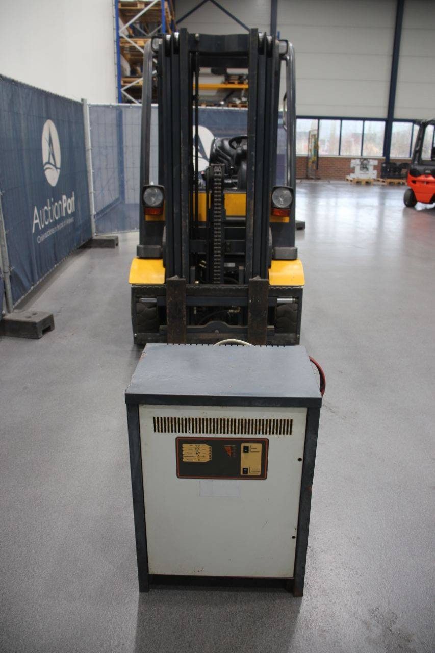 Heftruck Jungheinrich EFG-Vac 25 Elektrisch 2400kg 4.4m 2003