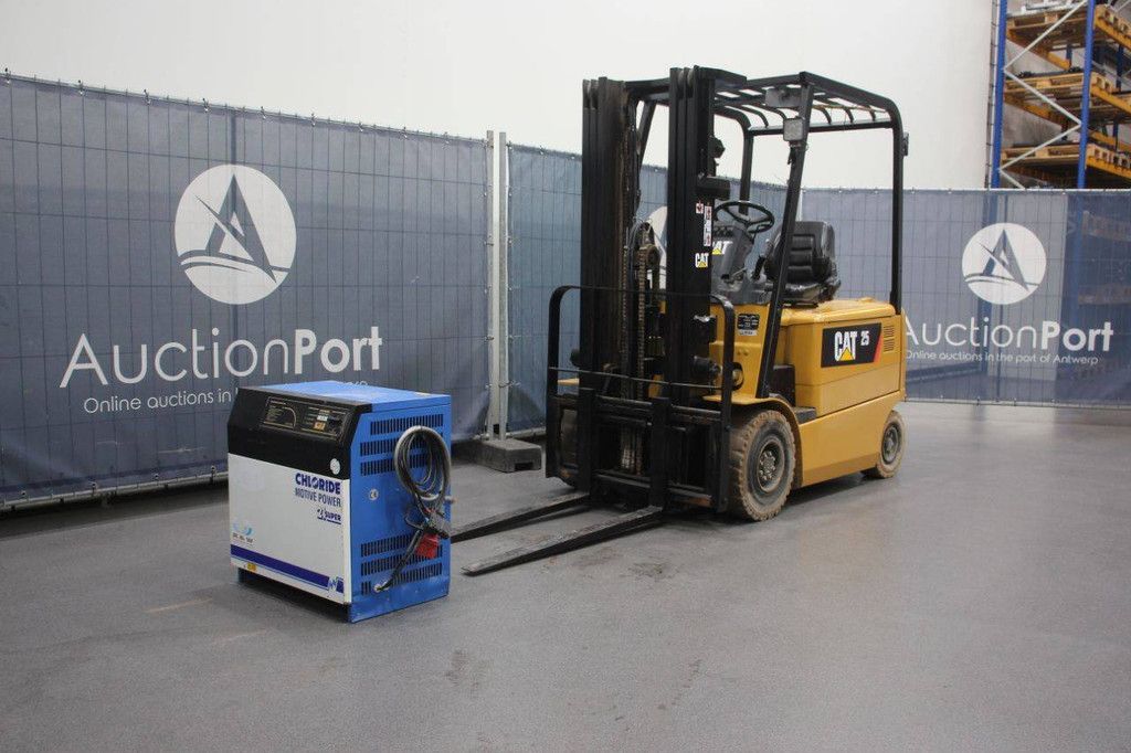 Forklift Caterpillar EP25K Electric 2005