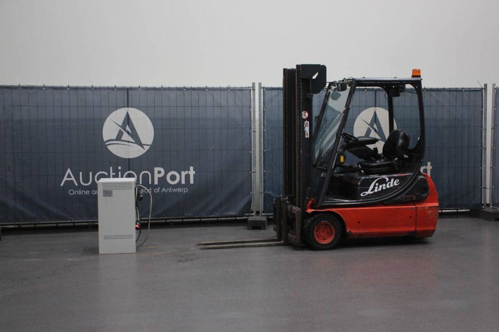 Linde E16 Elektro-Gabelstapler