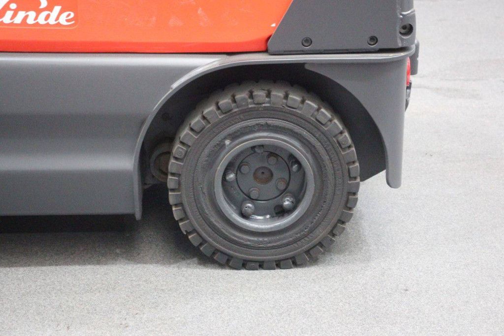 Elektrotraktor Linde P60 Electric 2014