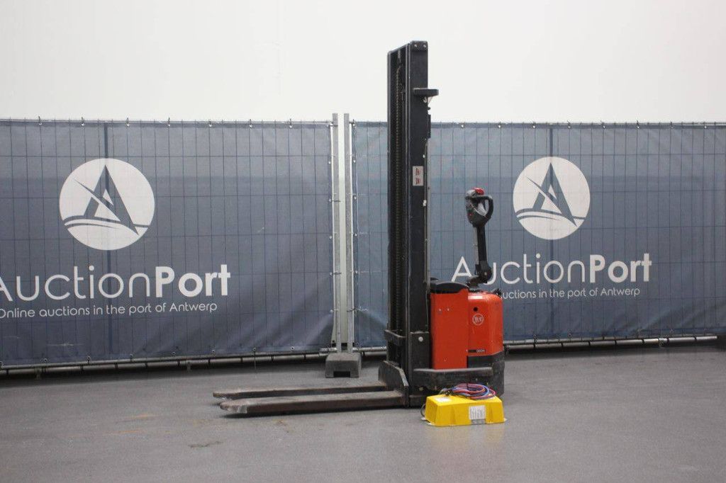 Stapler BT S12 Elektro 1200 kg 3,7 m 2004