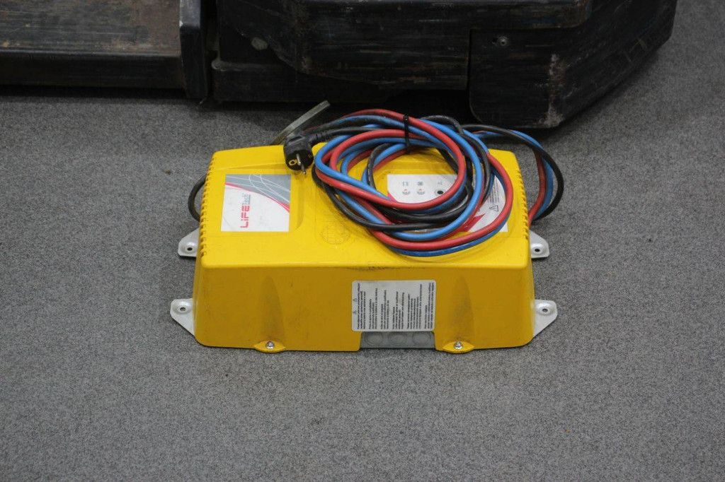 Stapler BT S12 Elektro 1200 kg 3,7 m 2004