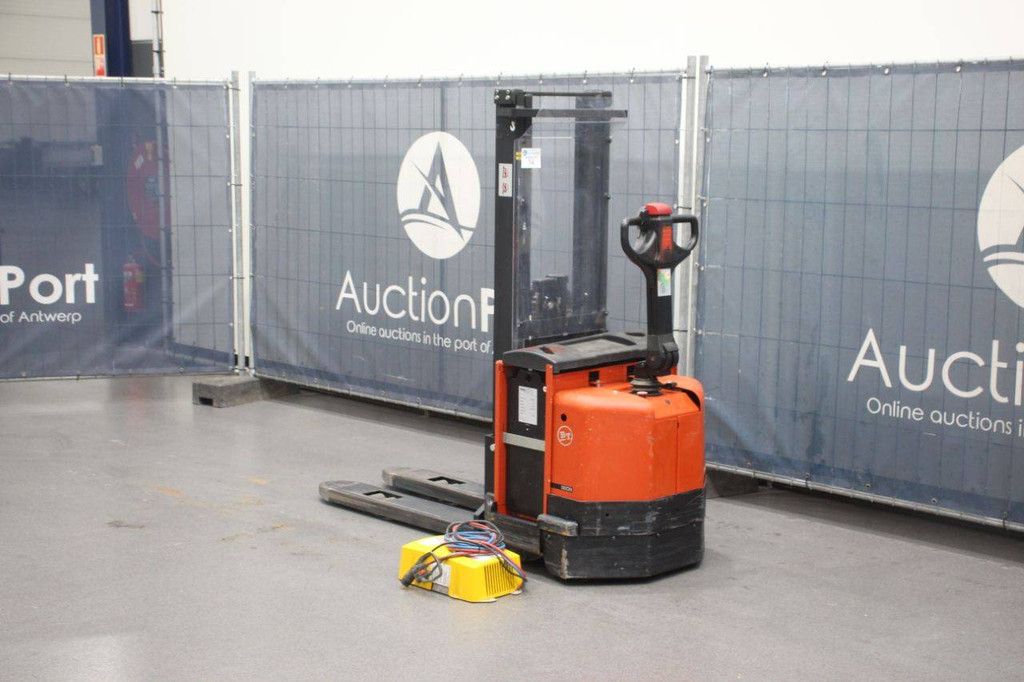 Stacker BT S12 Electric 1200kg 2.7m 2004