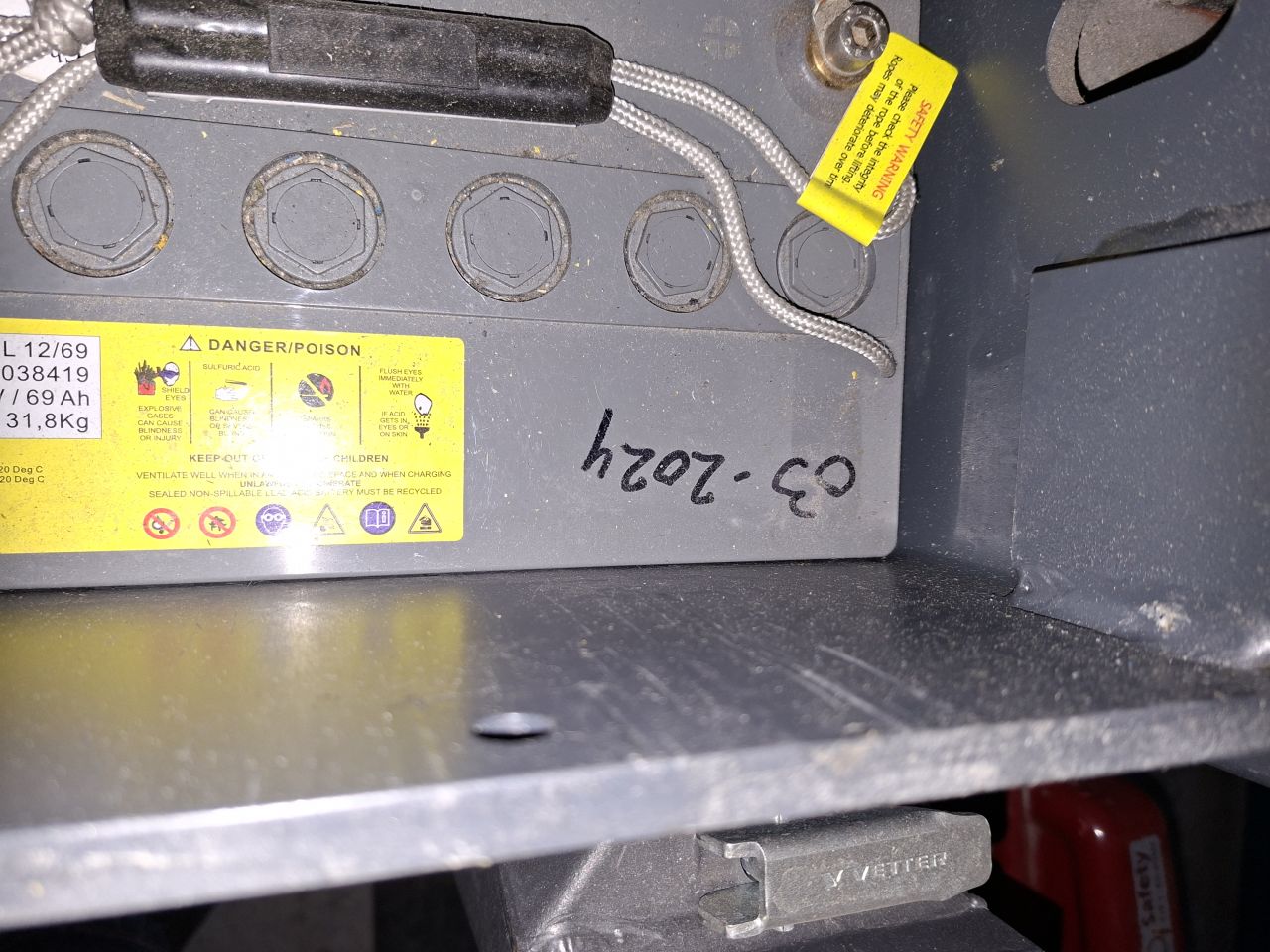 Jungheinrich EMC B10 breedspoort 154 cm accu`s 2024