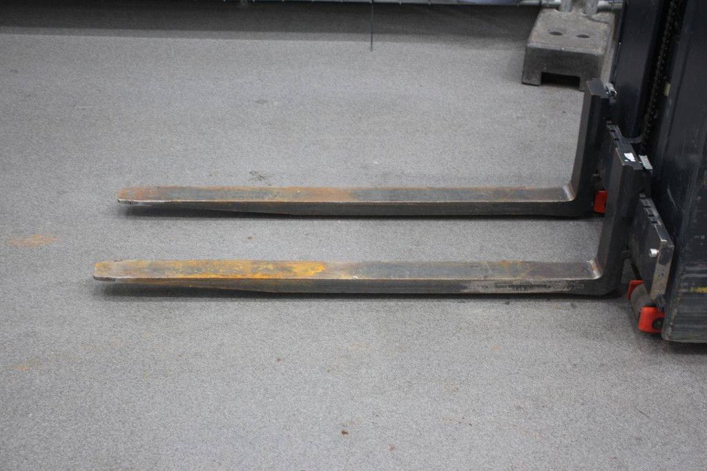 Order picker Linde V08-02 Electric 800kg 2018