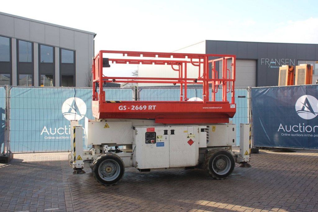 Scherenhebebühne Genie GS2669 RT Diesel 9,9 m 2016