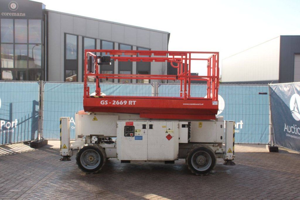 Scherenhebebühne Genie GS2669 RT Diesel 9,9 m 2016