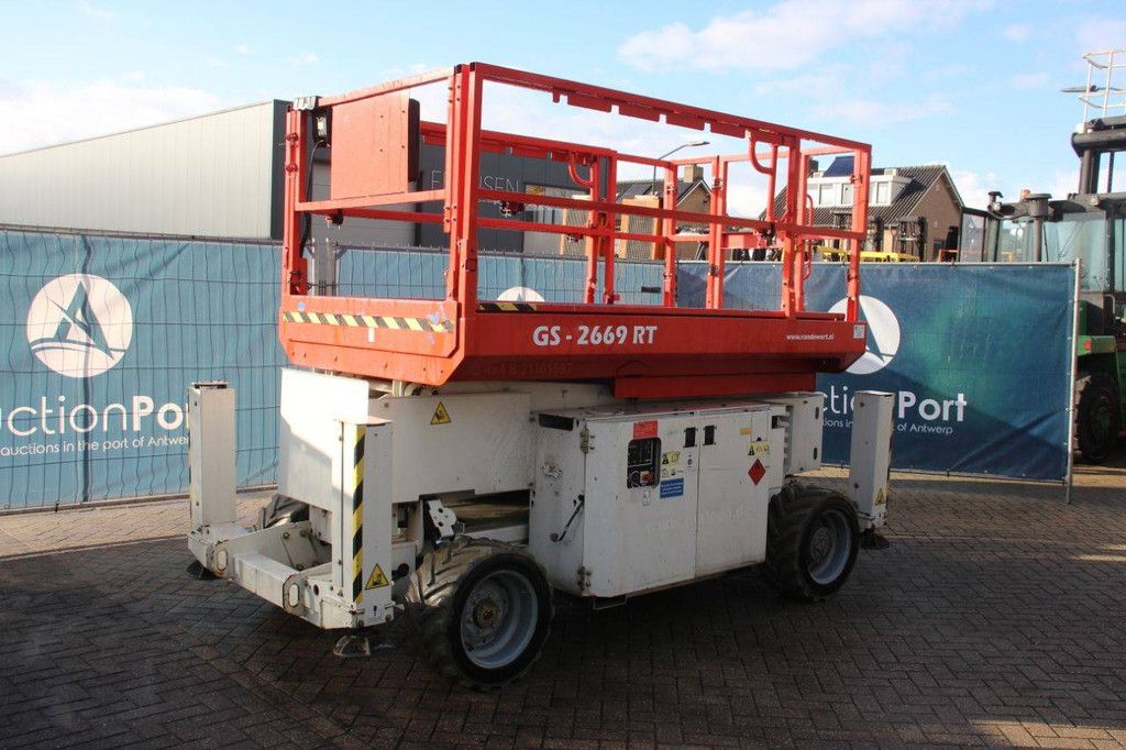 Scherenhebebühne Genie GS2669 RT Diesel 9,9 m 2016