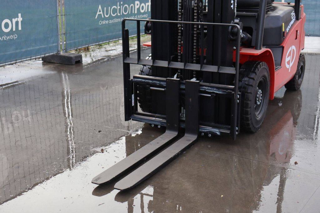 Gabelstapler EP Equipment EFL253-B Elektro 2500 kg Baujahr 2023 Neu