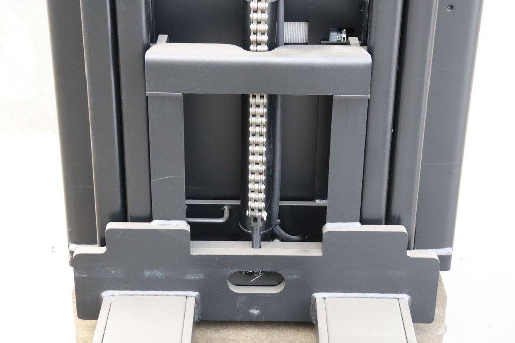 Stapelaar EP Equipment ESL122 Elektrisch 1200kg 2.7m 2025