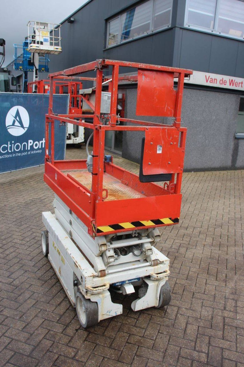 Scissor lift Skyjack SJ III 3219 Electric 7.8m 2015