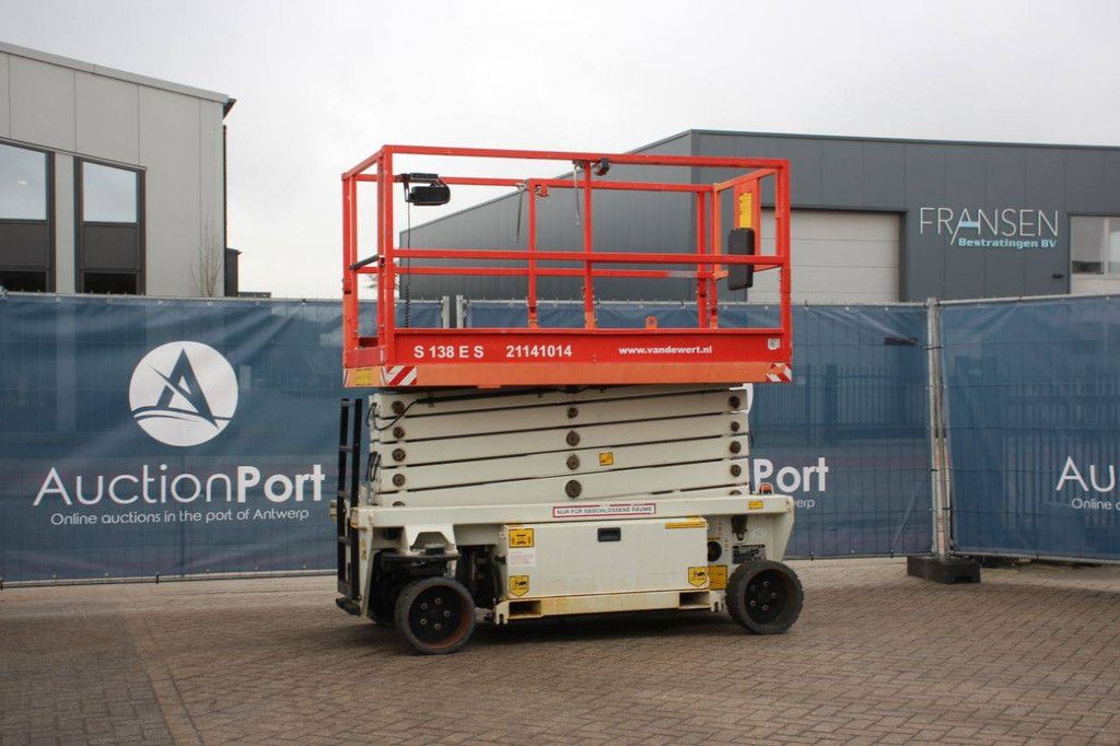 Scherenarbeitsbühne Holland Lift Ecostar HL-11812 Elektro 13,8 m 2013