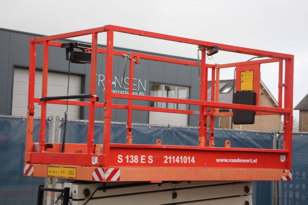 Scherenarbeitsbühne Holland Lift Ecostar HL-11812 Elektro 13,8 m 2013