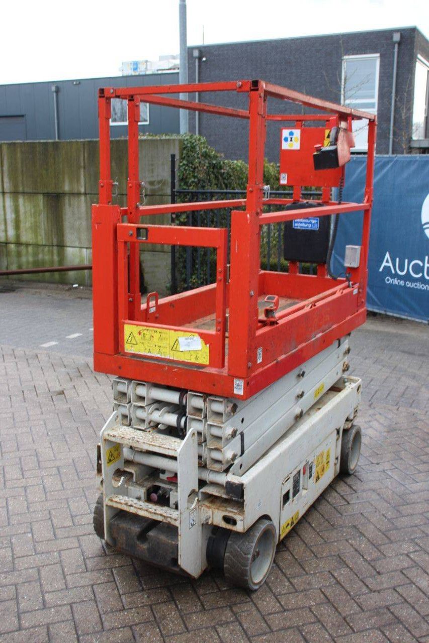 Scissor Lift Genie GS-1932 Electric 7.79m 2013