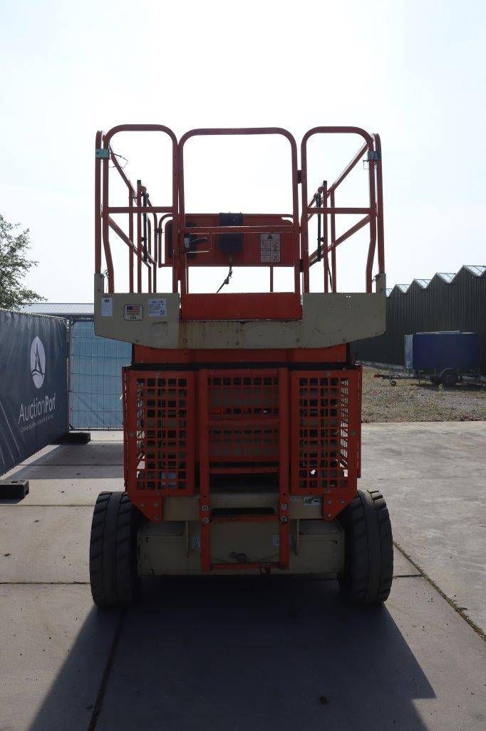 JLG 4069LE Elektrische Scherenbühne 290 kg 14,19 m 2010