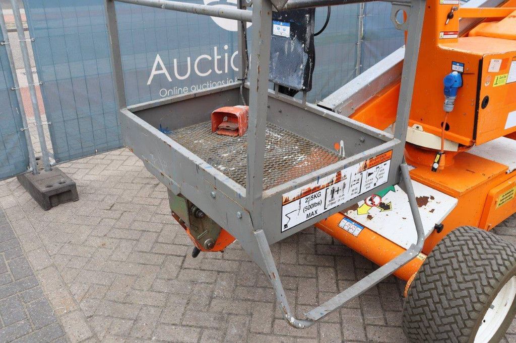 Nifty HR12 NE Electric 12.2m Articulated Boom Lift 2009