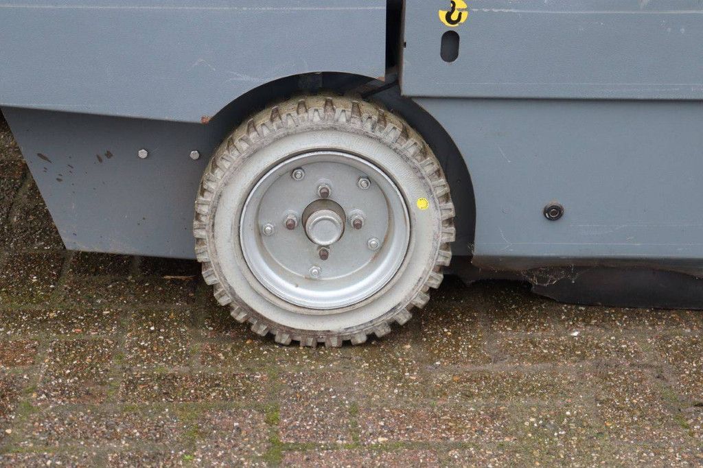 Sweeper ISAL PB155 LPG 2006