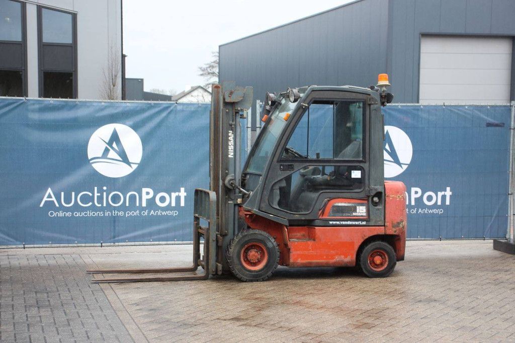 Gabelstapler Nissan FDGTA150 Diesel 1500kg 3,3m 2000