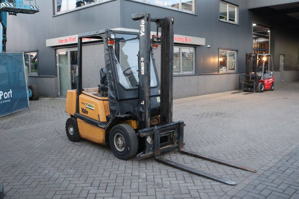 Forklift Yale GDP25TF Diesel 2340kg 1998