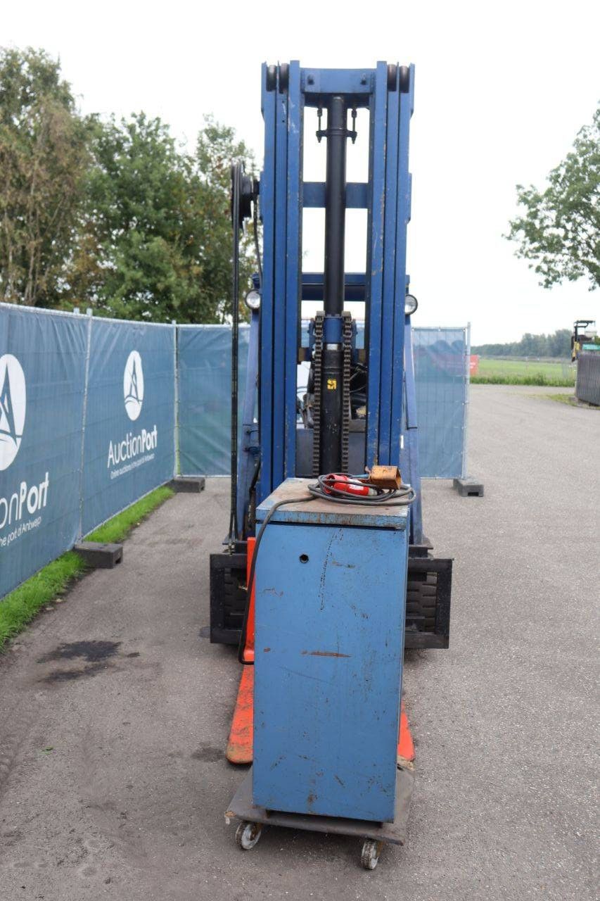 Gabelstapler Hyster E70B Elektro 3100 kg 7,2 m 1979