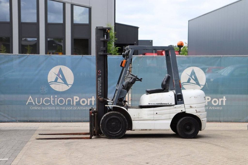 Gabelstapler Toyota 62-6FDF30 Diesel 3000kg 4.0m 1997