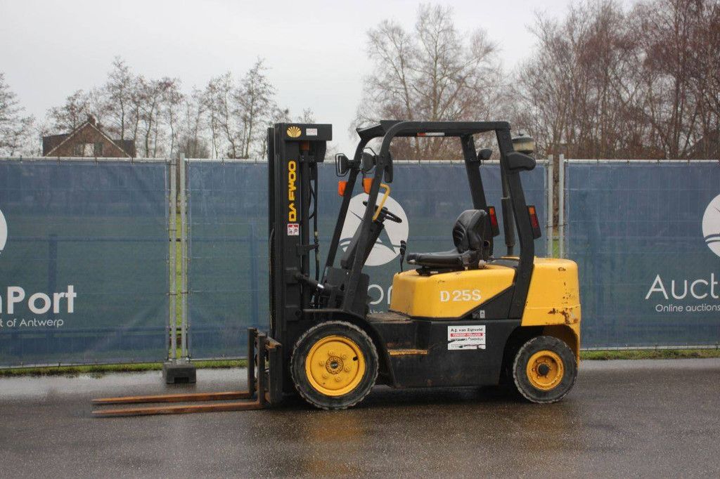 Gabelstapler Daewoo D25S Diesel