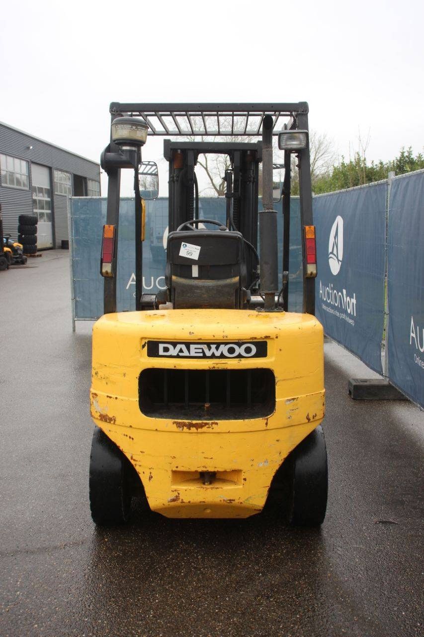 Gabelstapler Daewoo D25S Diesel