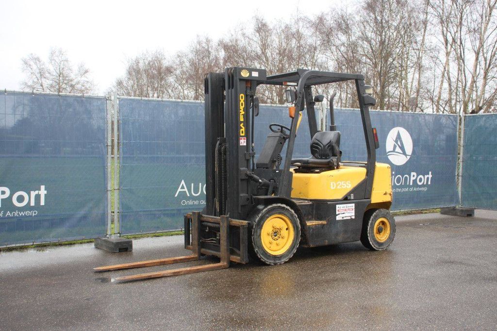 Gabelstapler Daewoo D25S Diesel