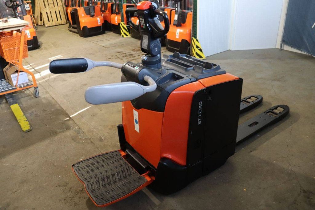 Toyota LPE250 Electric Pallet Truck 2500kg 2019