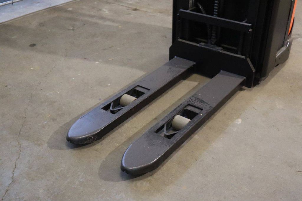 Toyota SWE 120 Elektrostapler 1200 kg 2,7 m 2018