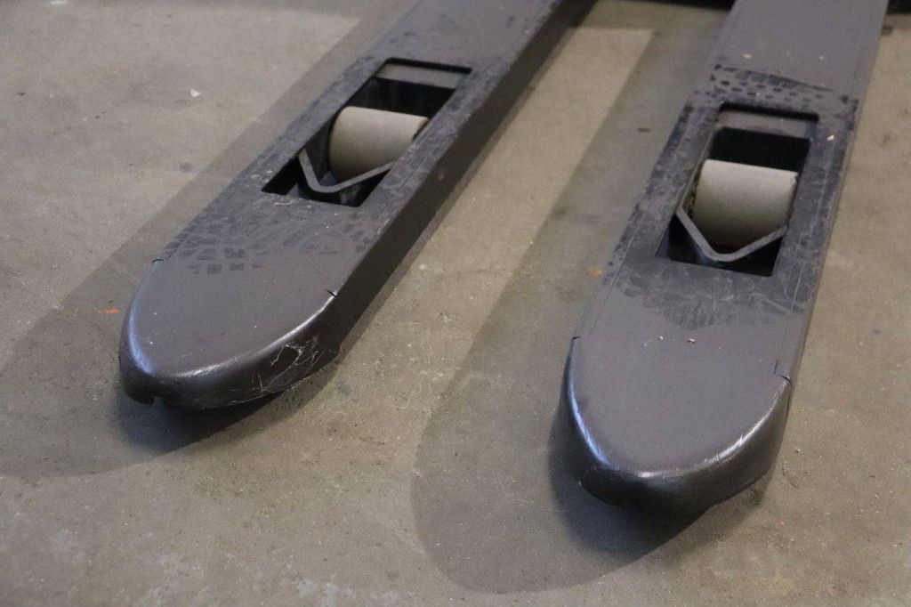 Toyota SWE 120 Elektrostapler 1200 kg 2,7 m 2018