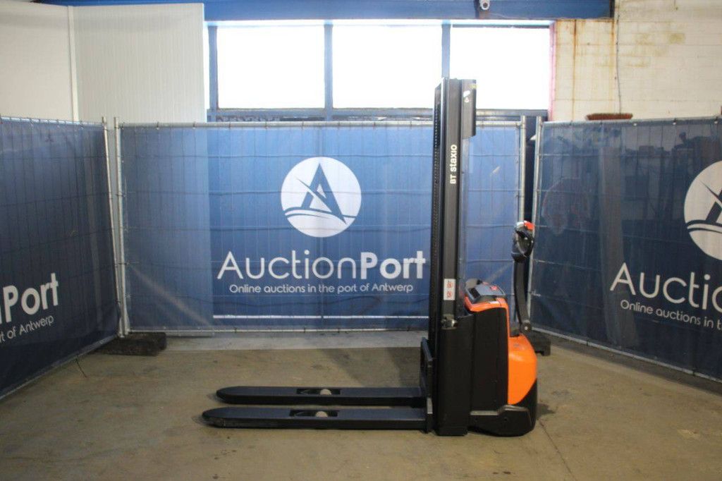 Toyota SWE100 Electric Stacker 1000kg 3.3m 2019