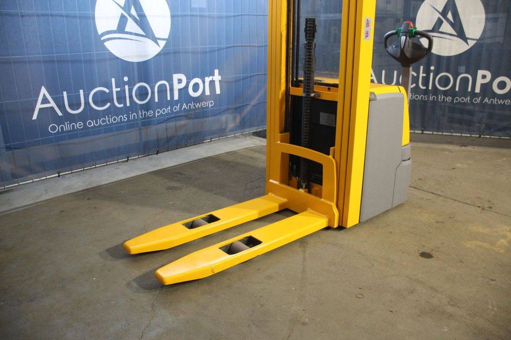 Stapler Jungheinrich EJC 216 Elektro 1600 kg 5,25 m 2015