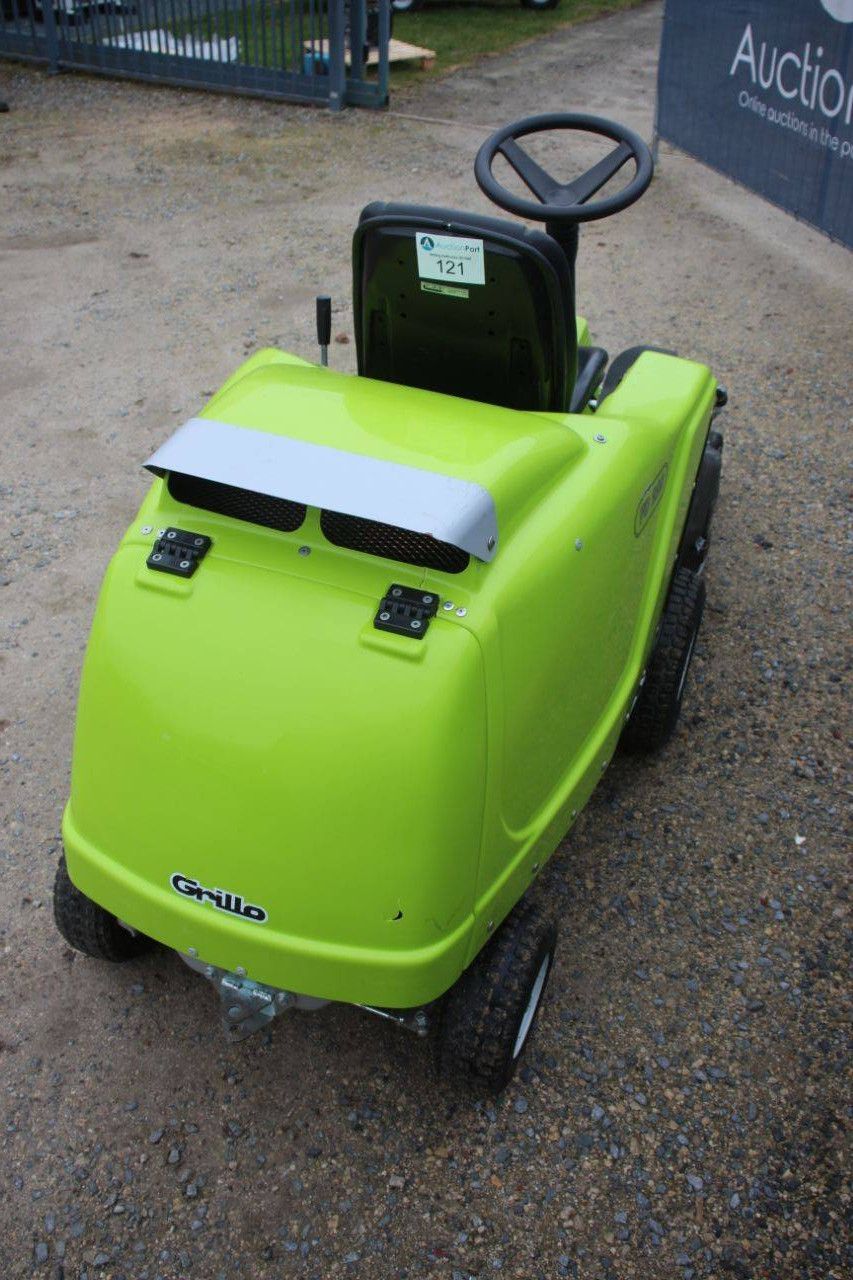 Riding Mower Grillo FD 220R Petrol 2015