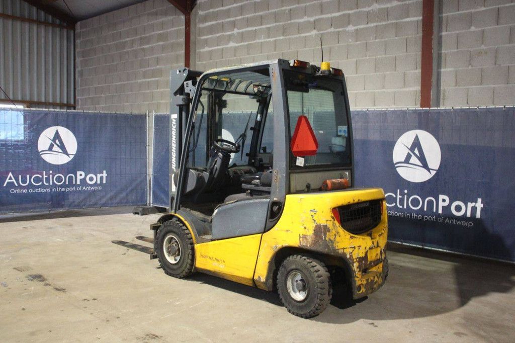 Forklift Jungheinrich DFG 425 330ZT Diesel 2500kg 3.3m