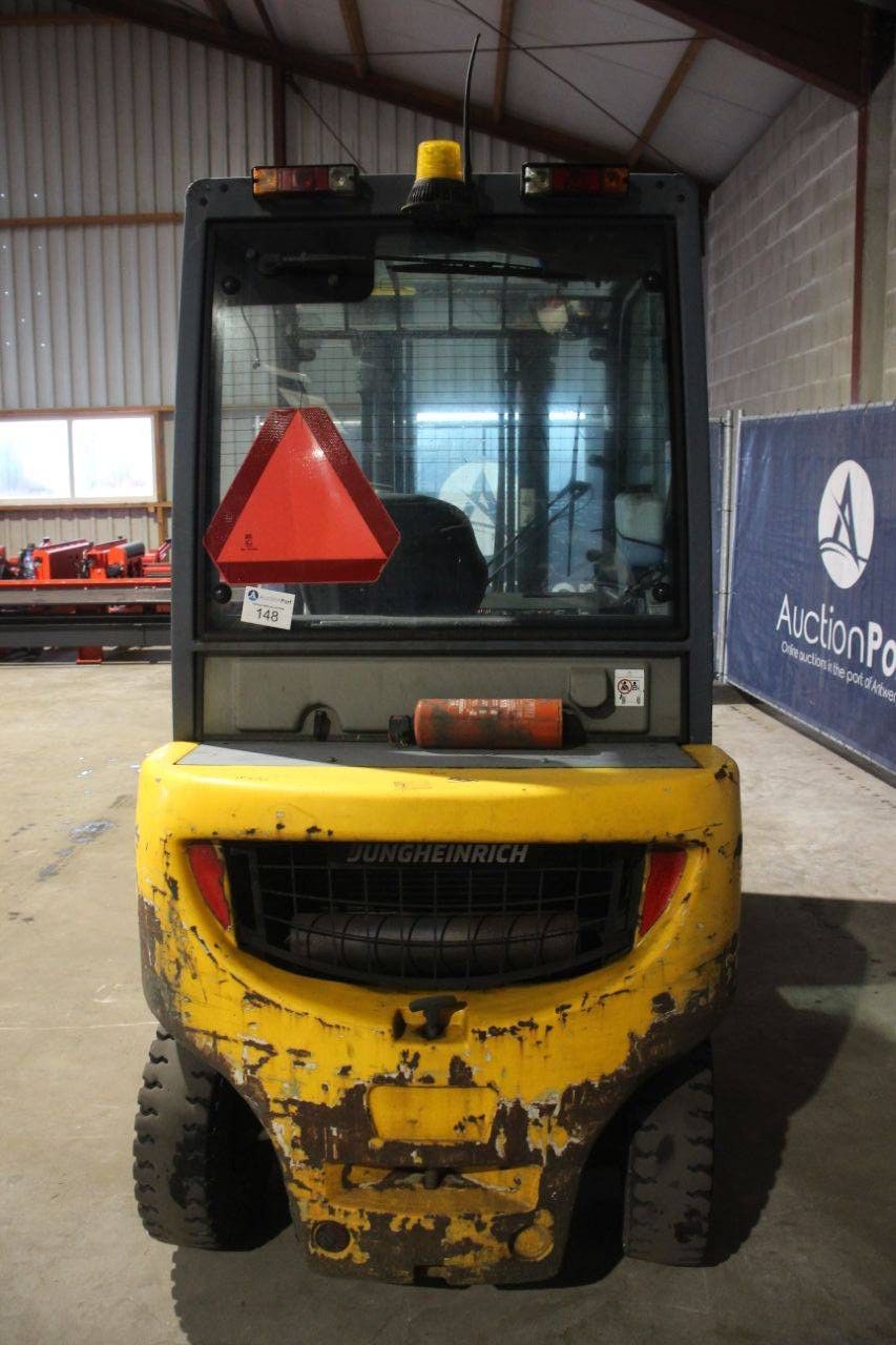 Forklift Jungheinrich DFG 425 330ZT Diesel 2500kg 3.3m