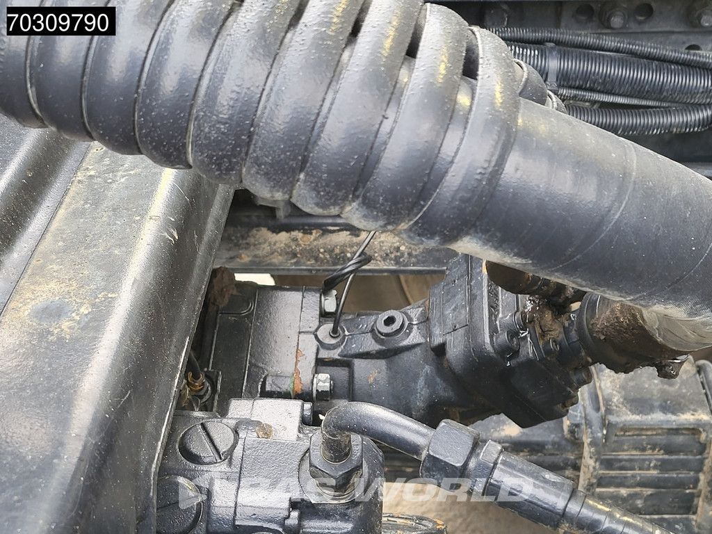 MAN TGS 35.440 8X4 14m3 tipper Steelsuspension Big-Axle Retarder Automatic Euro 6